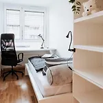 Apartma The Chic Estate